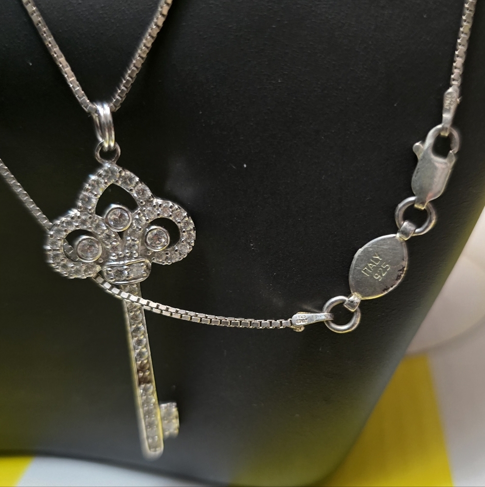 Elegant Sterling Silver Key Pendant Necklace